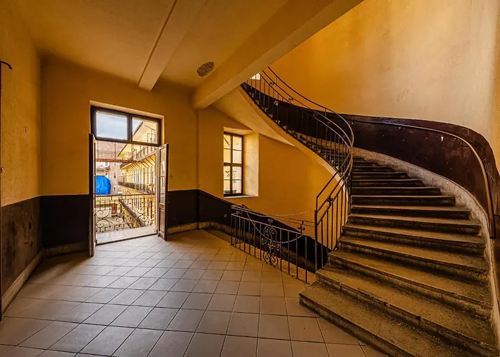 Heart Of The - Spacious With Ac -by Astoria Budapest